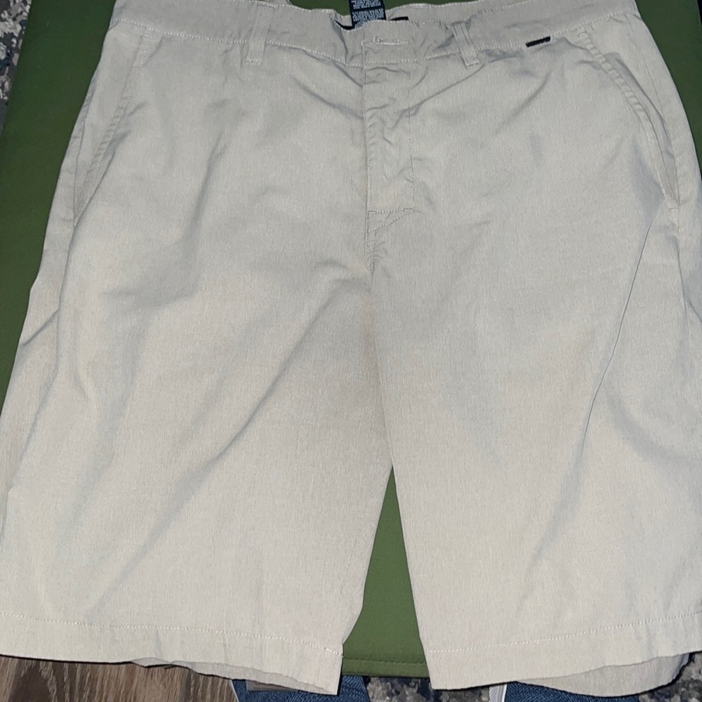TRAVIS MATHEW SHORTS